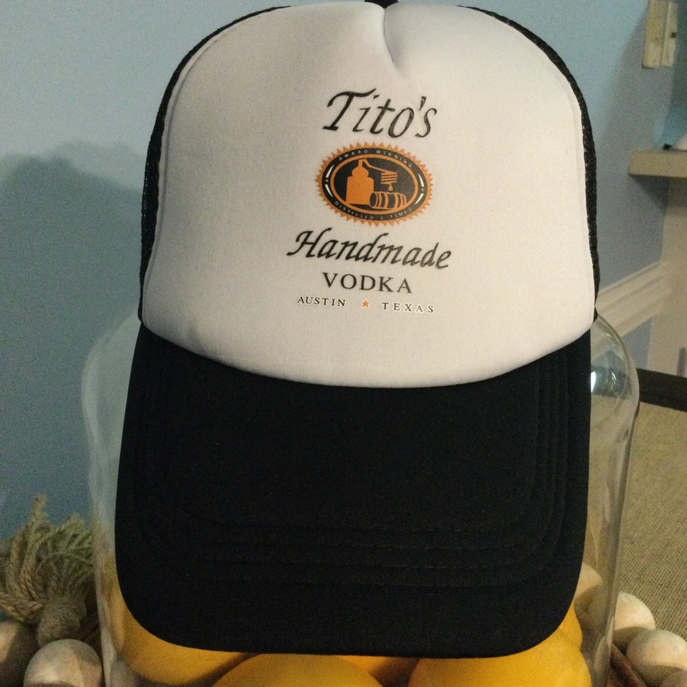 NIB Woman’s Unisex Festival Tito’s Vodka SnapBack Trucker Hat